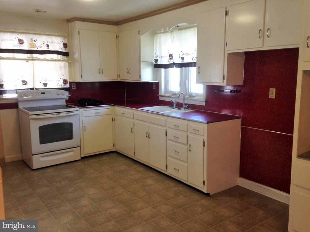 114 Voganville Road - Photo 2