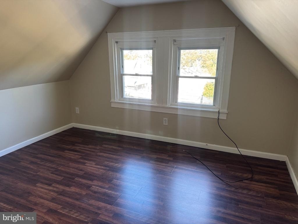 410 Folcroft Avenue - Photo 15