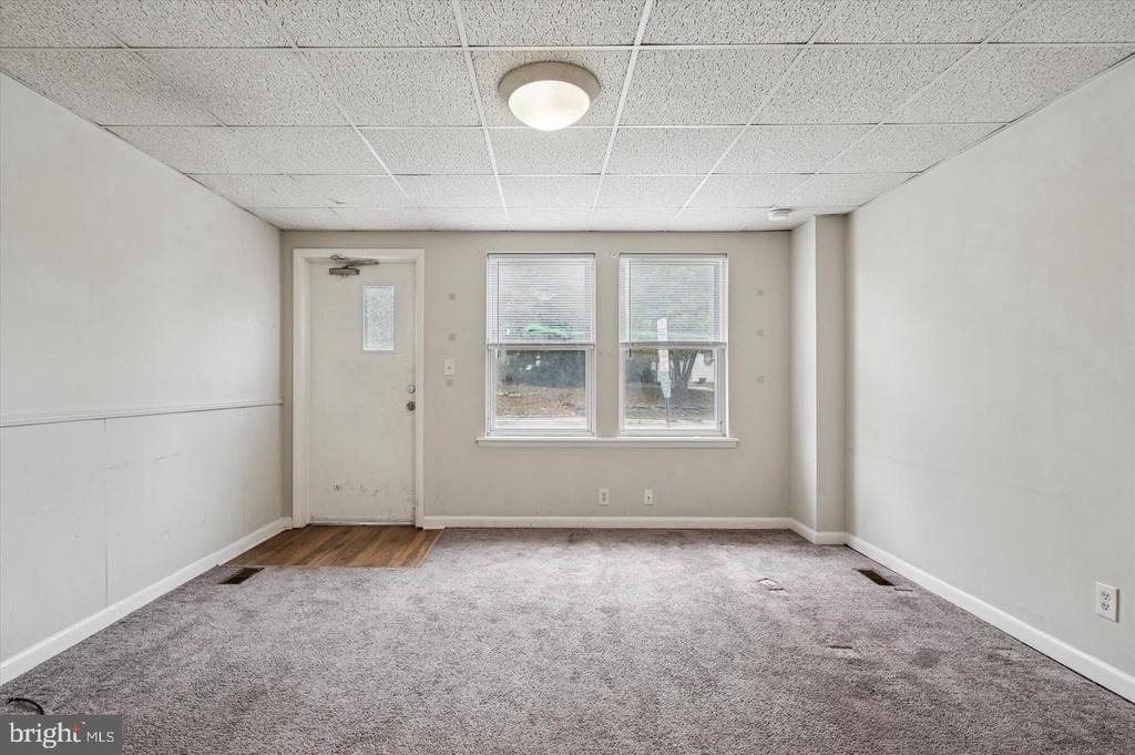 271 N Wycombe Avenue - Photo 7