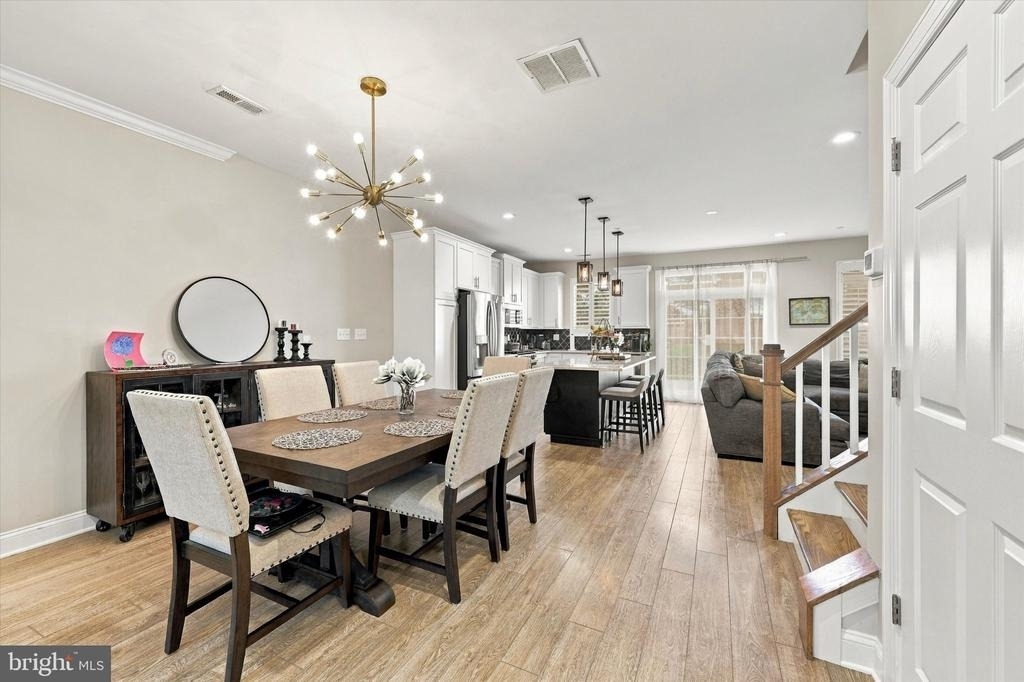 16728 River View Circle - Photo 2