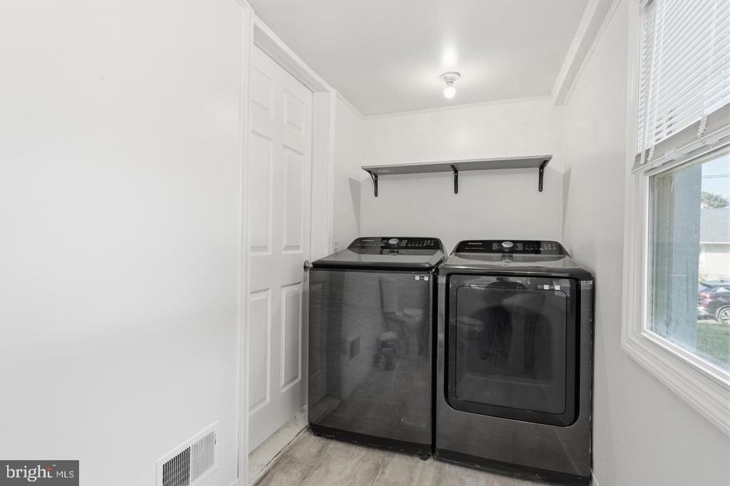 113 New Hillcrest Avenue - Photo 4