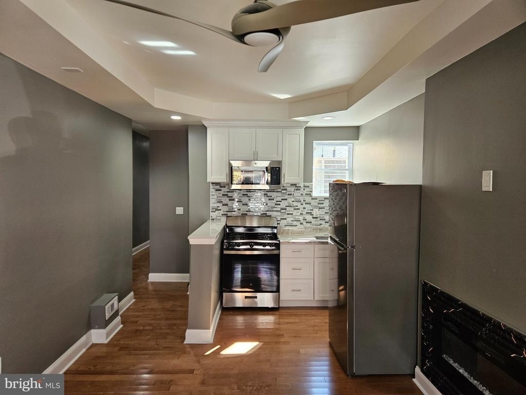 835 E State Street - Photo 1