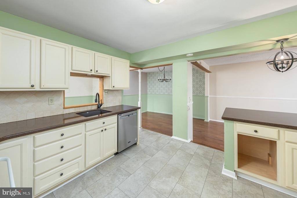 5 Madison Street - Photo 6