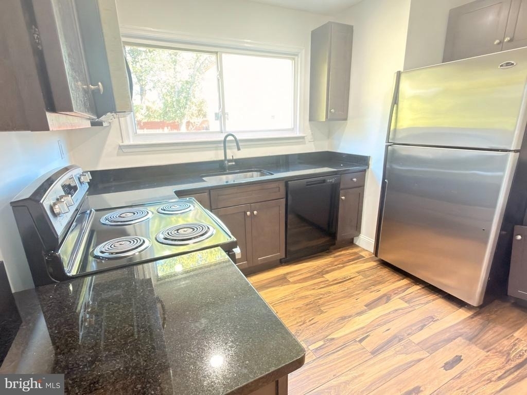 12 Corona Court - Photo 8