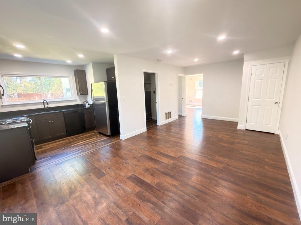12 Corona Court - Photo 6