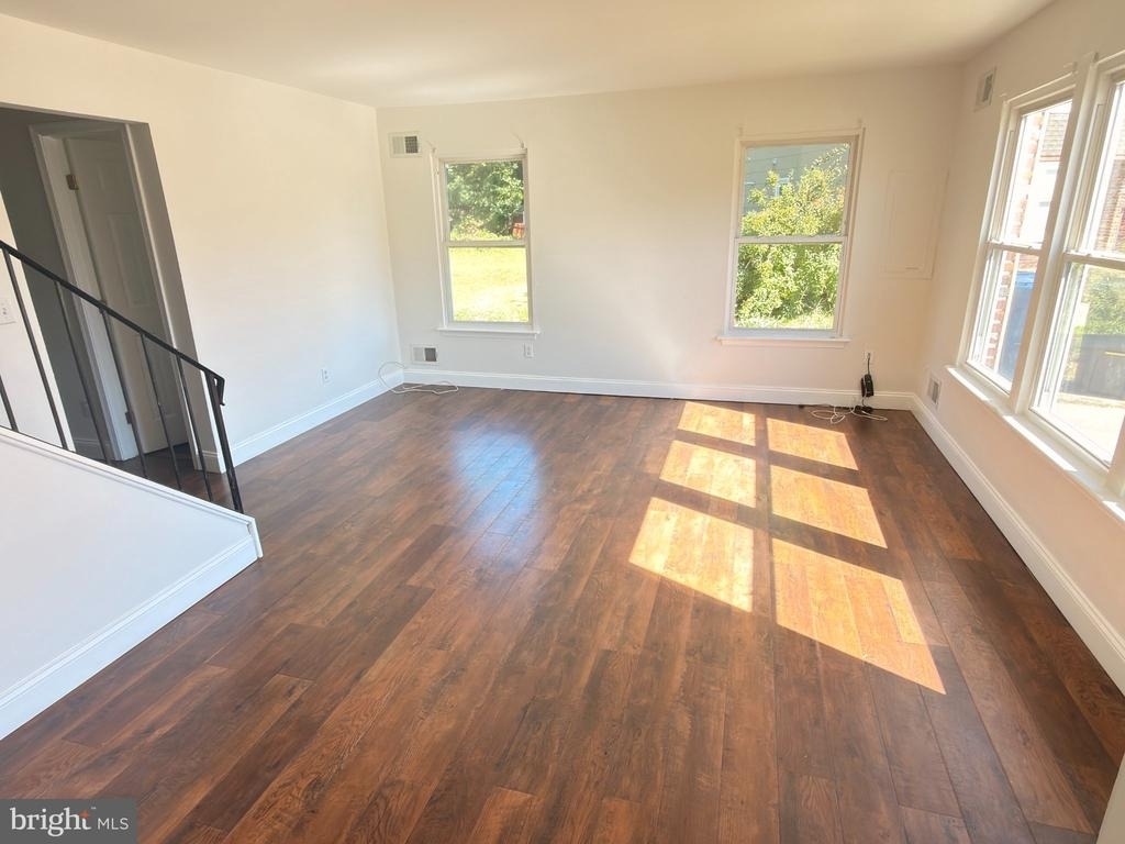 12 Corona Court - Photo 3
