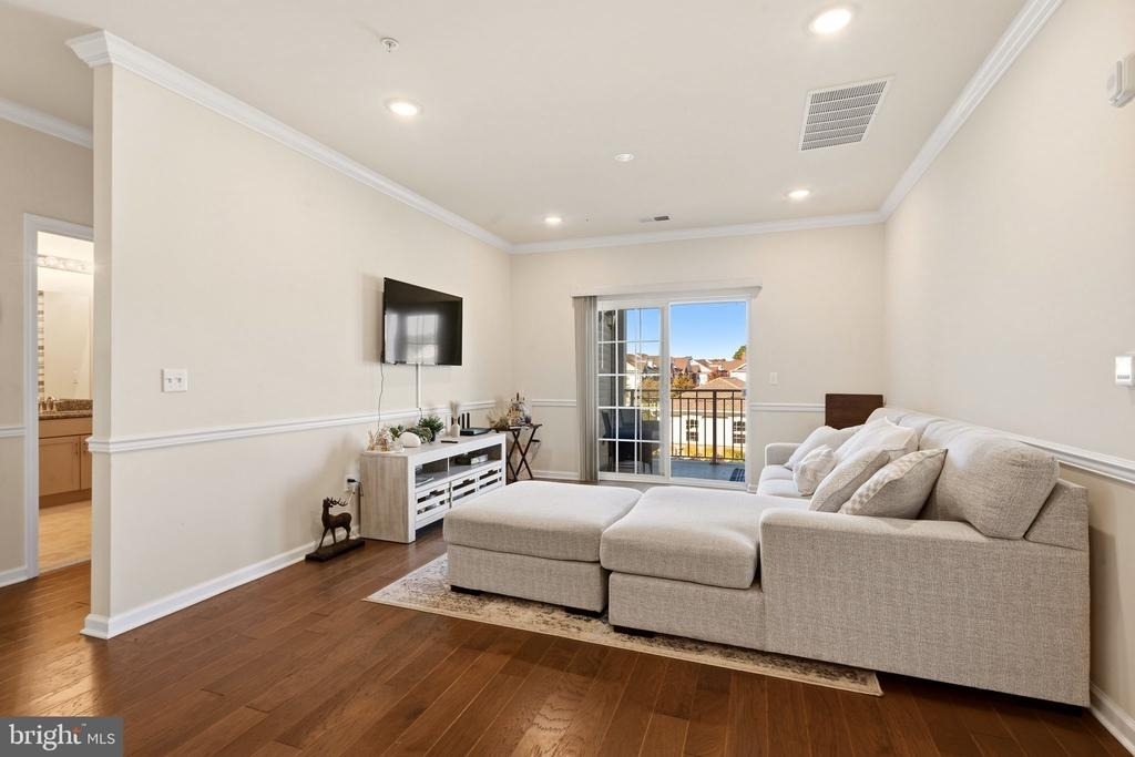 5323 Palomino Court - Photo 2