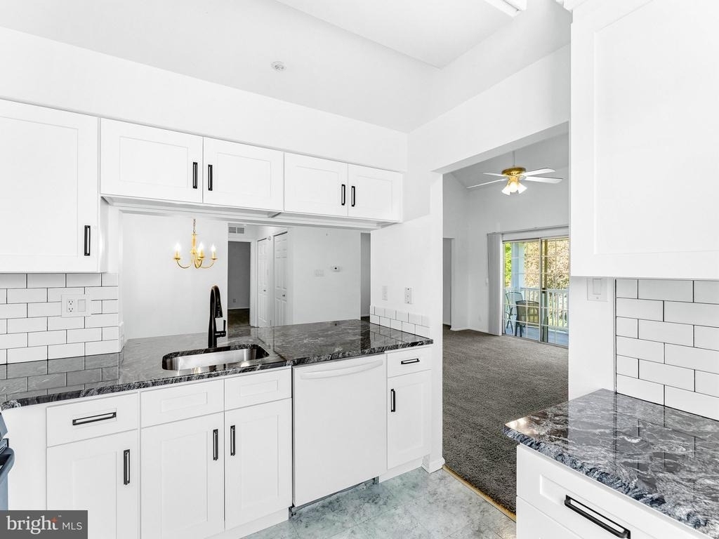 4606 Aberdeen Lane - Photo 2