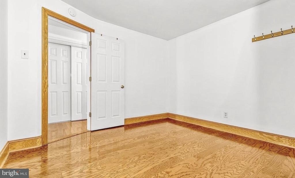 117 S Pavilion Avenue - Photo 4