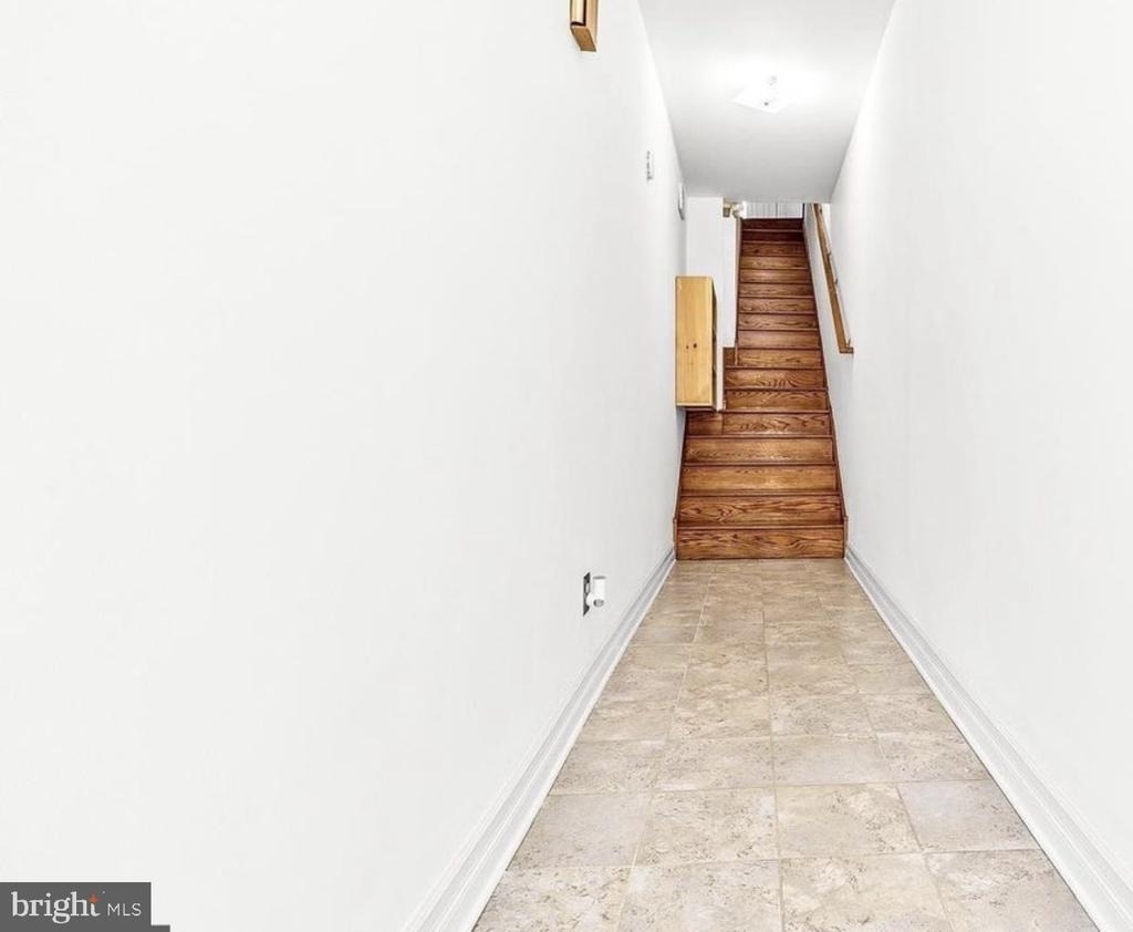 117 S Pavilion Avenue - Photo 7