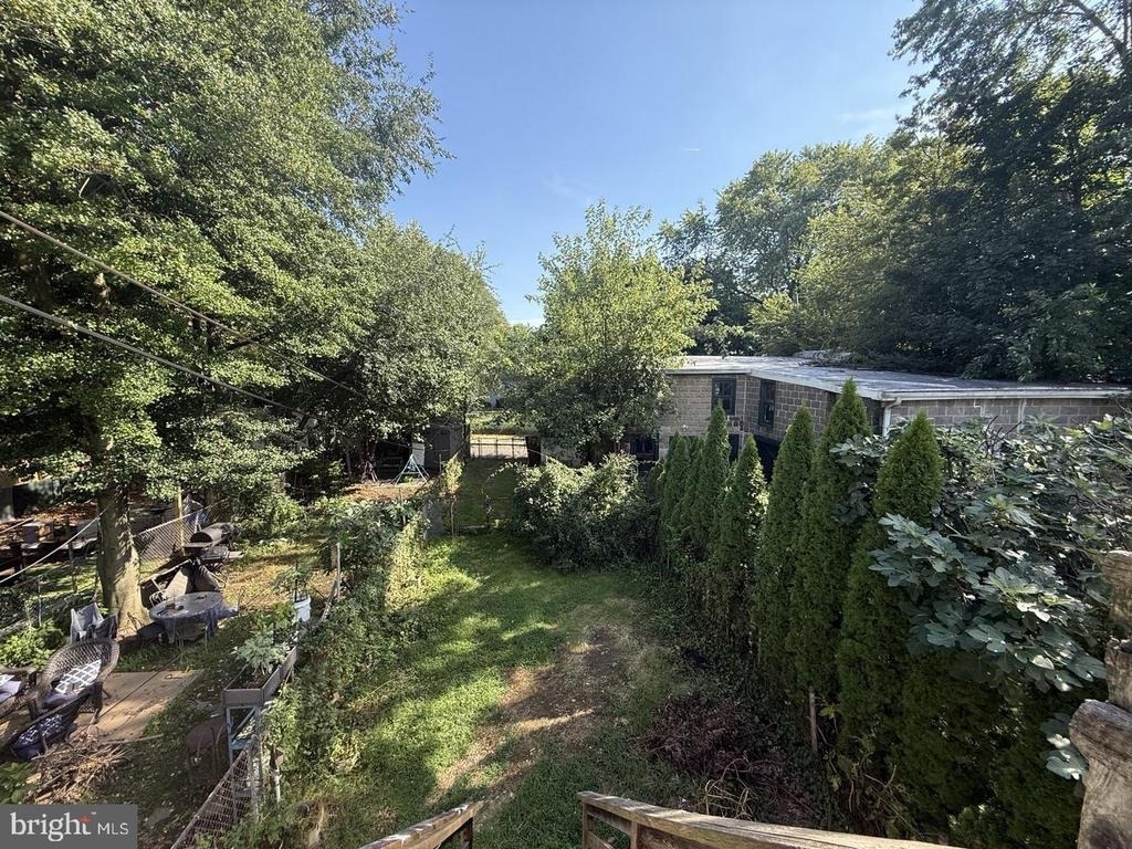 116 E Broad Street - Photo 10