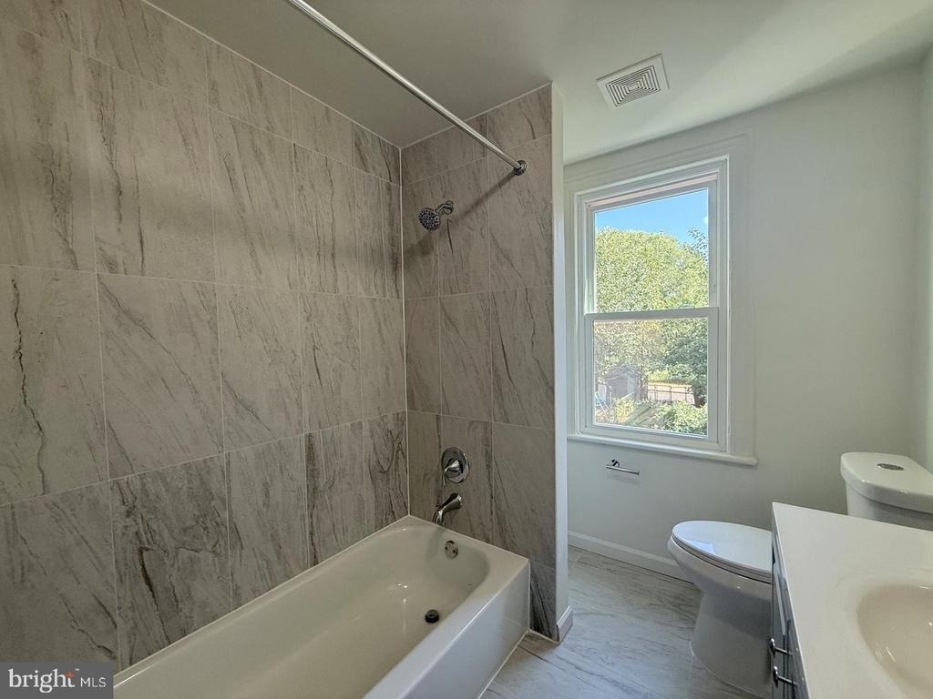 116 E Broad Street - Photo 6