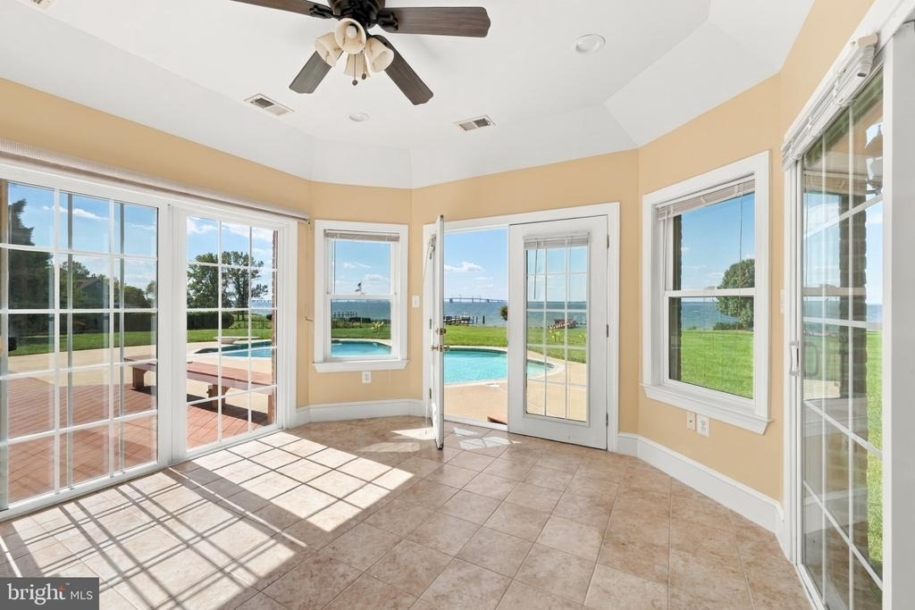 309 Blue Bay Road - Photo 17