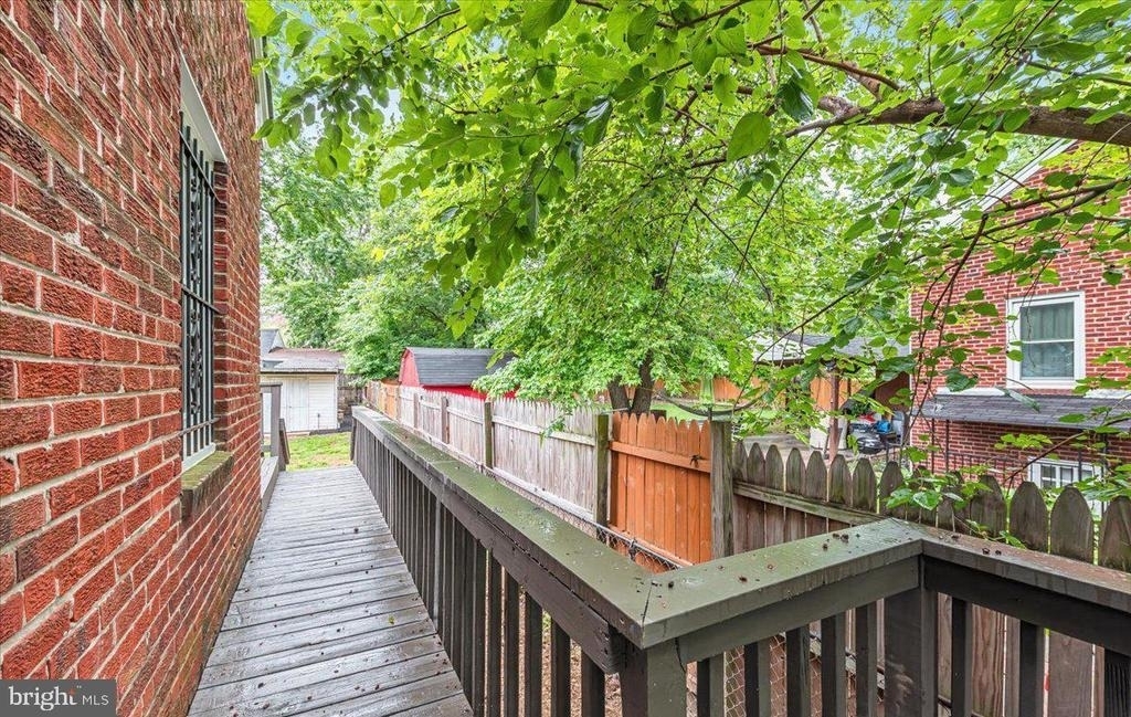 6902 21st Avenue - Photo 7