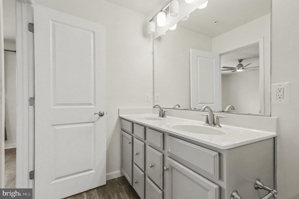 2914 Pinebrook - Photo 12
