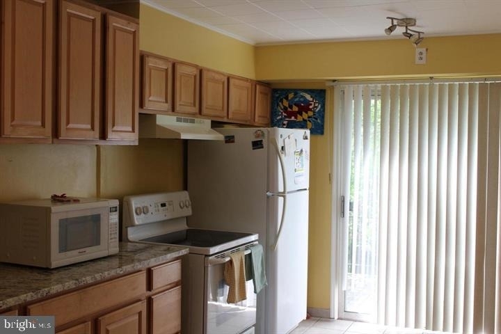 8508 63rd Avenue - Photo 5