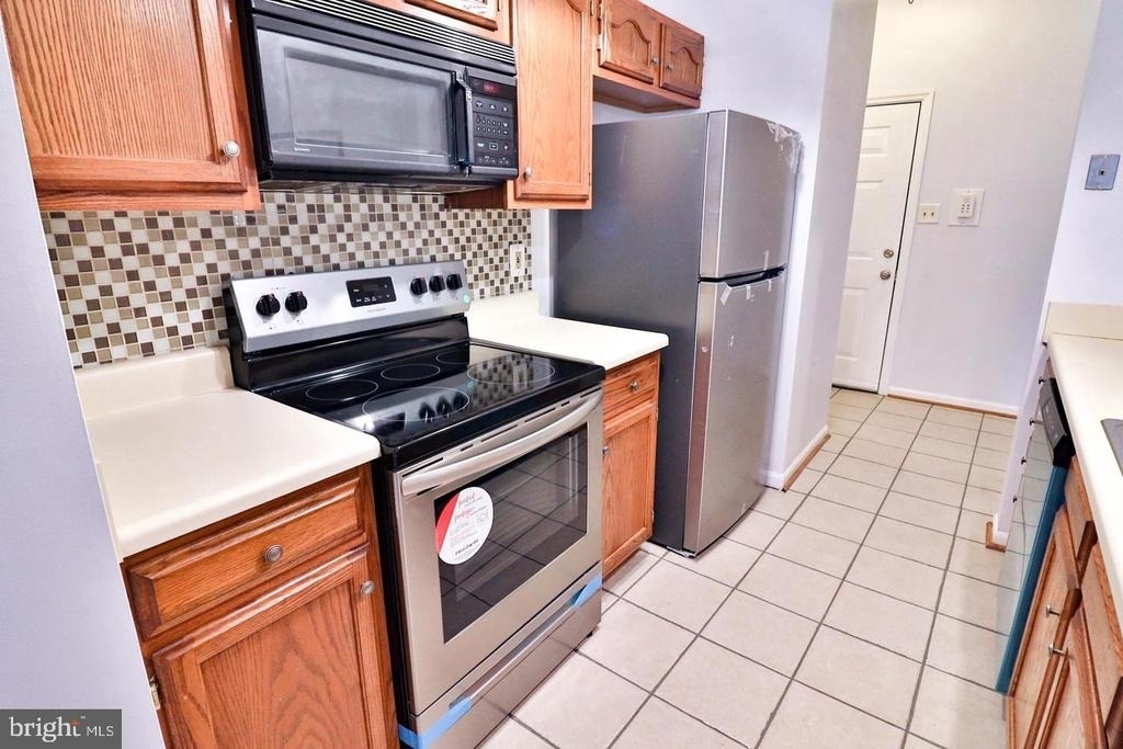 13110 Briarcliff Terrace - Photo 18