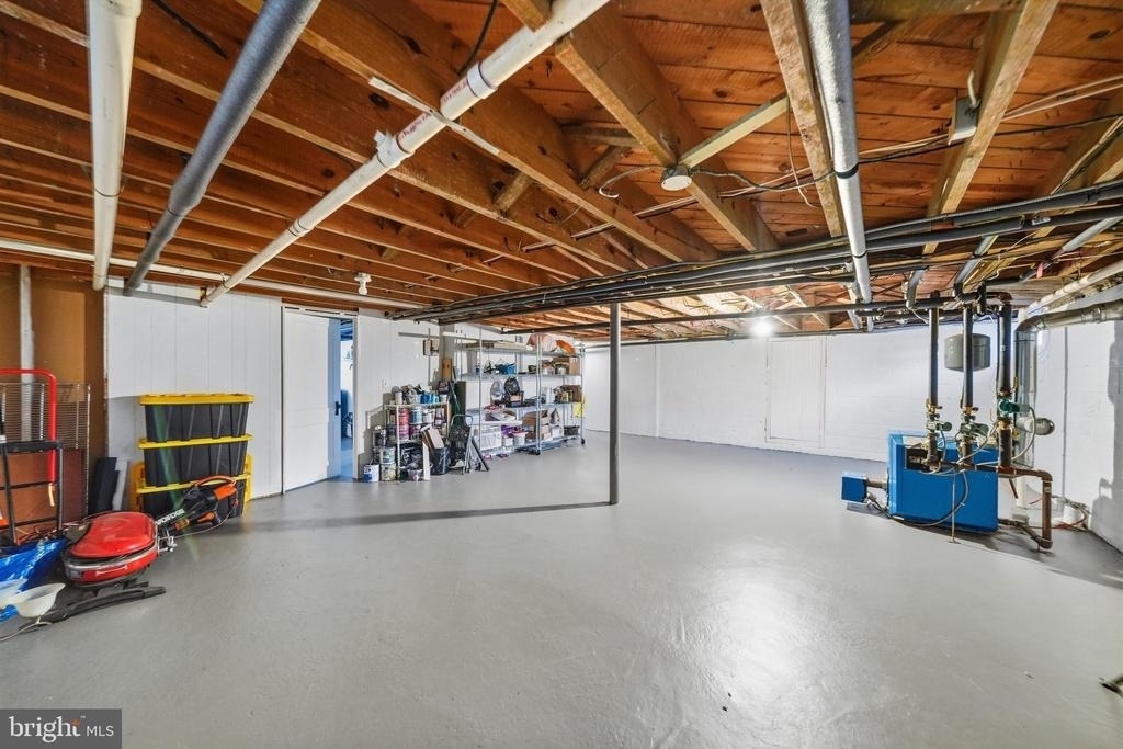 26015 Woodfield Road - Photo 35