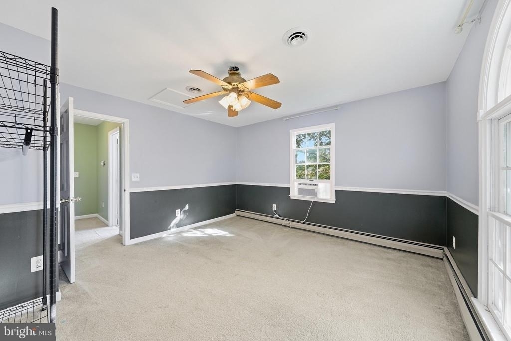 26015 Woodfield Road - Photo 32