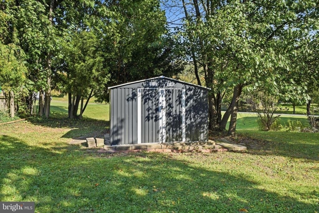 26015 Woodfield Road - Photo 43