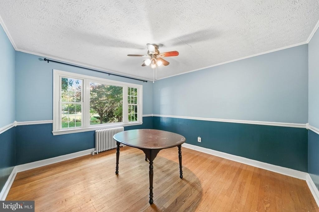 26015 Woodfield Road - Photo 7