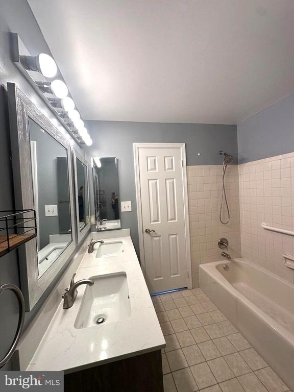 10702 Kings Riding Way - Photo 17
