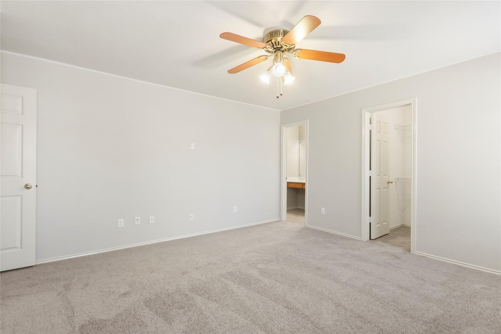 15204 Drusillas Dr - Photo 11
