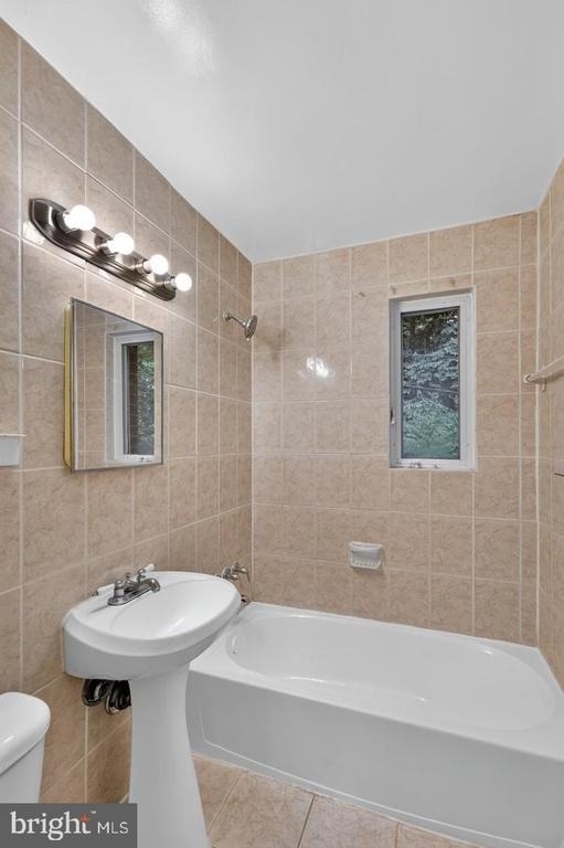 10406 Montrose Avenue - Photo 22