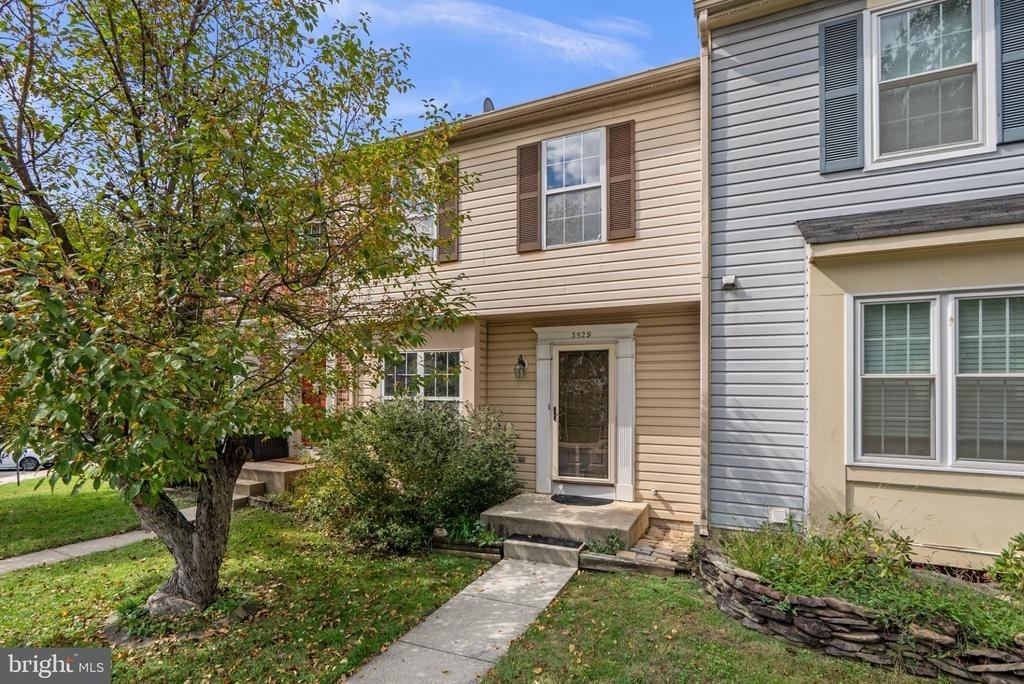 3529 Dartmoor Lane - Photo 0