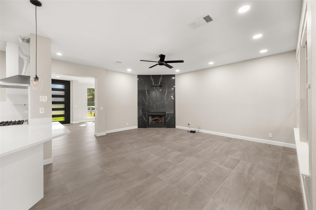 4117 Travis Country Cir - Photo 11