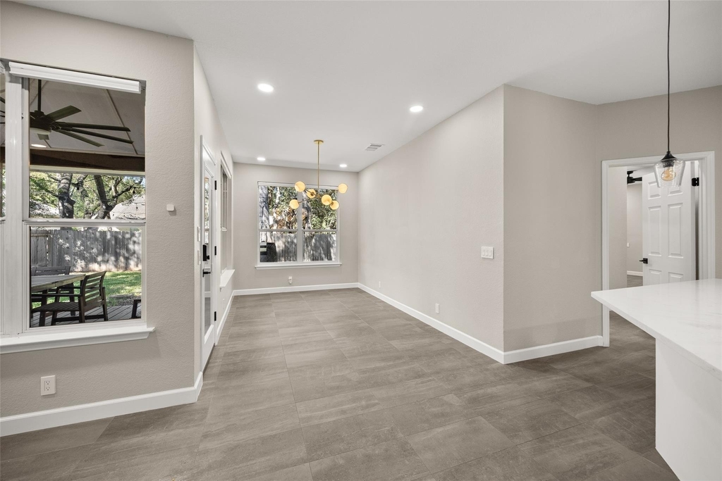 4117 Travis Country Cir - Photo 15
