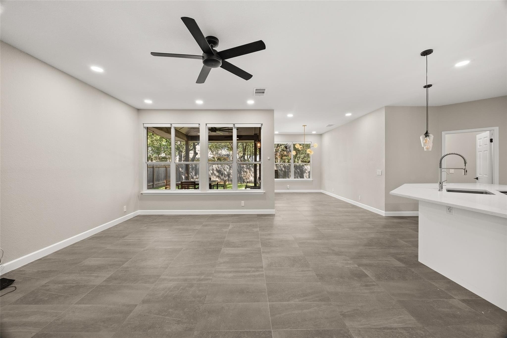 4117 Travis Country Cir - Photo 14