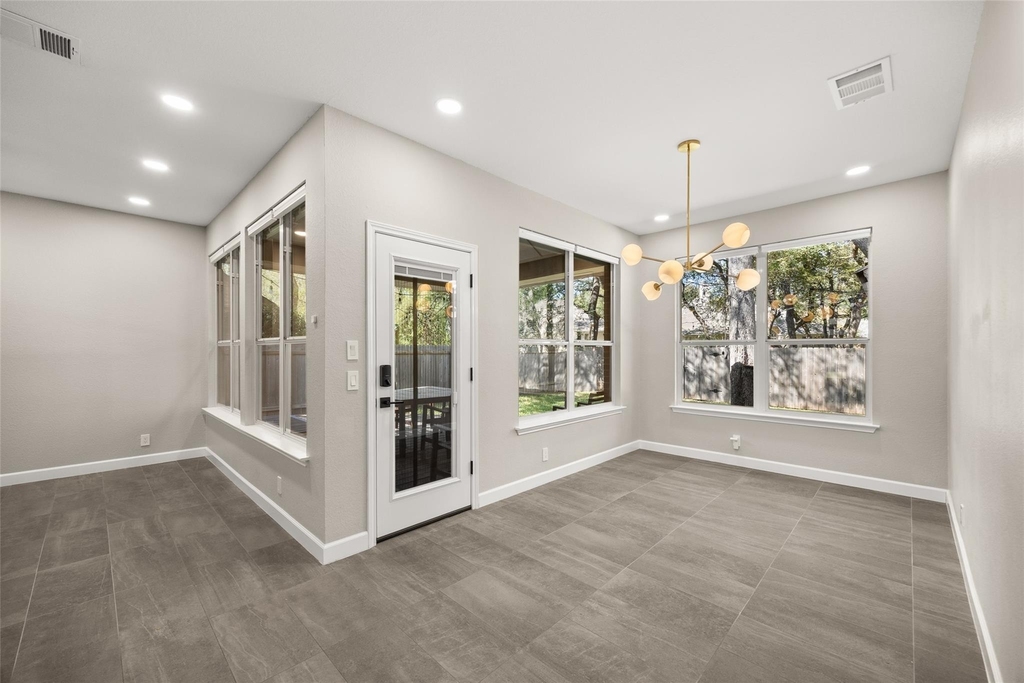 4117 Travis Country Cir - Photo 24
