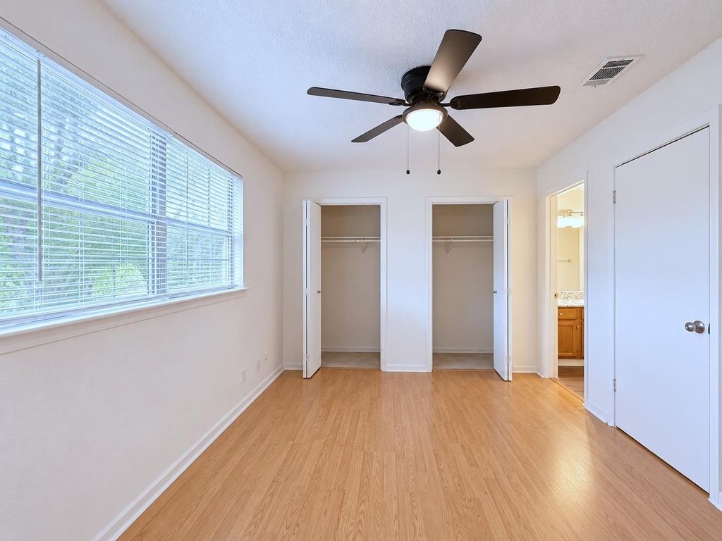 2011 Kirksey Dr - Photo 11