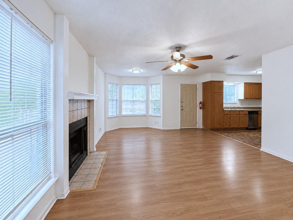 2011 Kirksey Dr - Photo 1