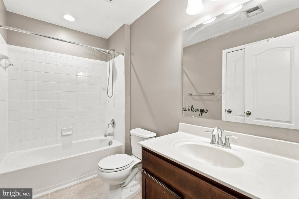 7832 Blue Stream Drive - Photo 23