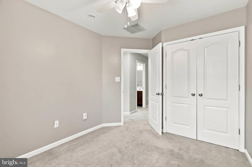 7832 Blue Stream Drive - Photo 22