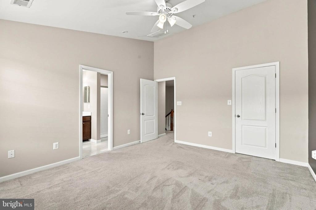 7832 Blue Stream Drive - Photo 16
