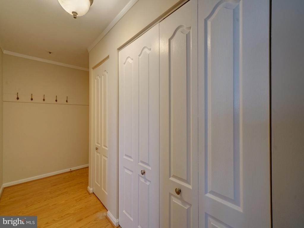 8513 Falls Run Road - Photo 33