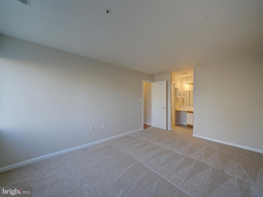 8513 Falls Run Road - Photo 22
