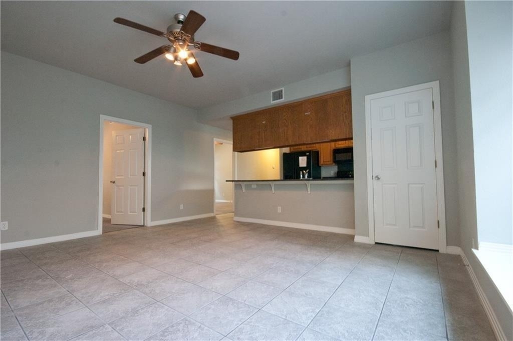 2410 Leon St - Photo 1