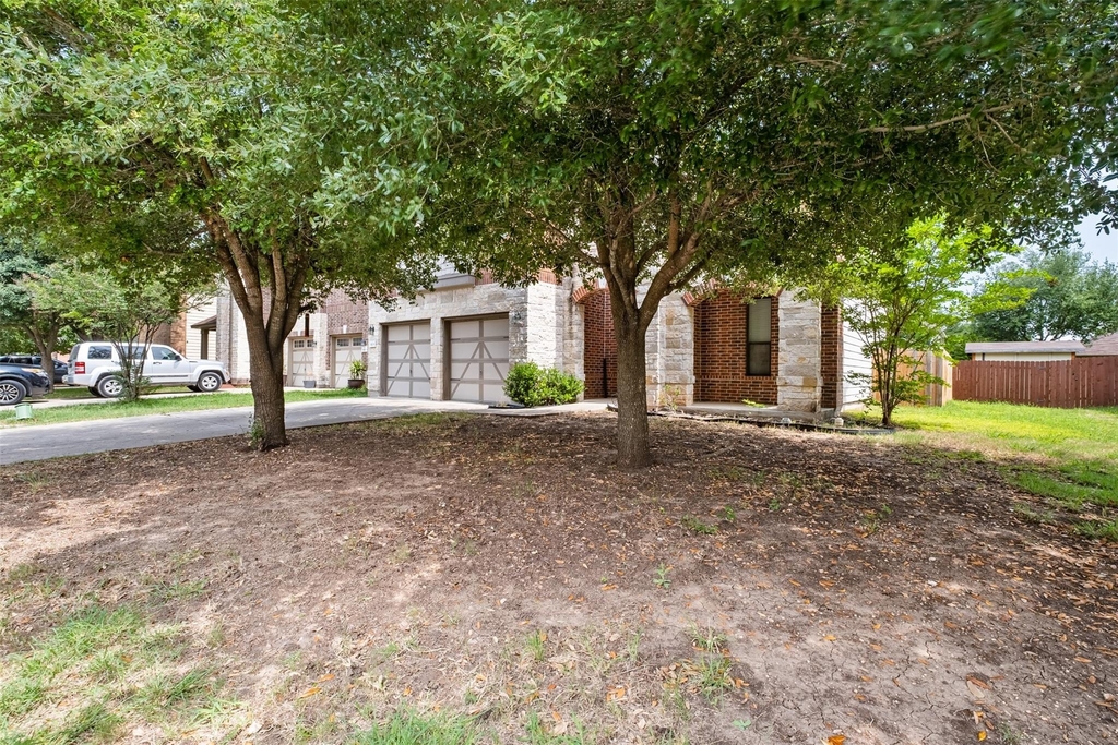 9109 Ipswich Bay Dr - Photo 2