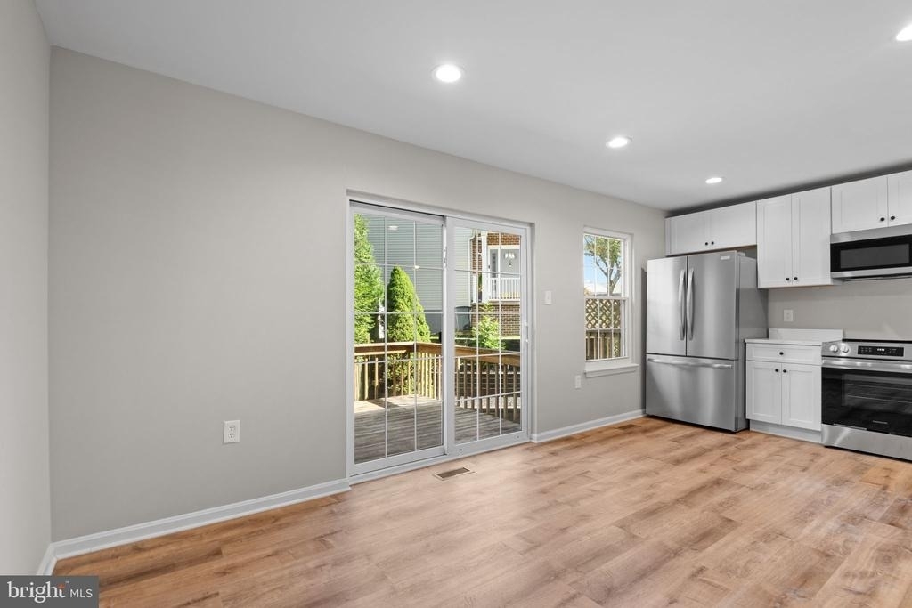 16 Knights Court - Photo 10