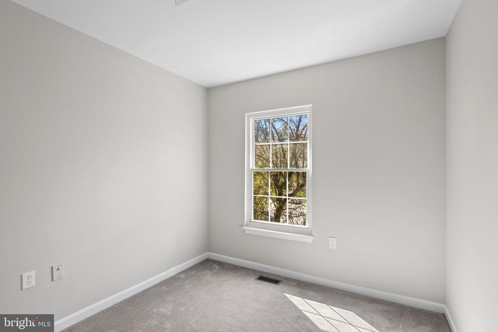16 Knights Court - Photo 25