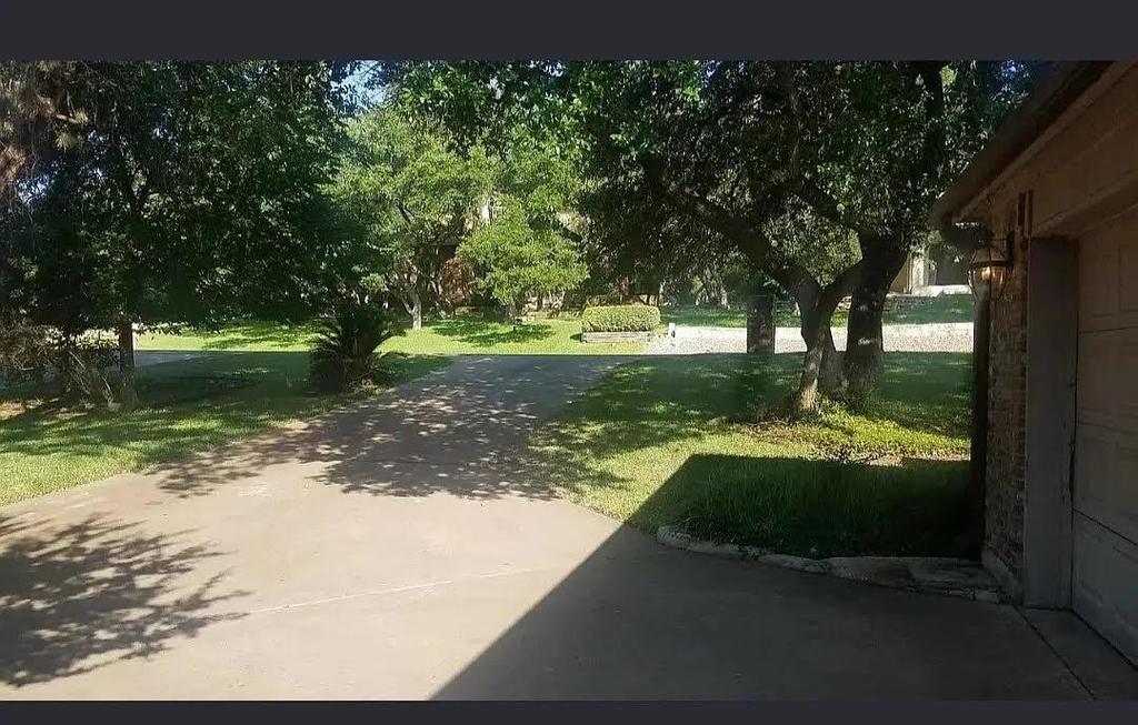 128 Long Wood Ave - Photo 1