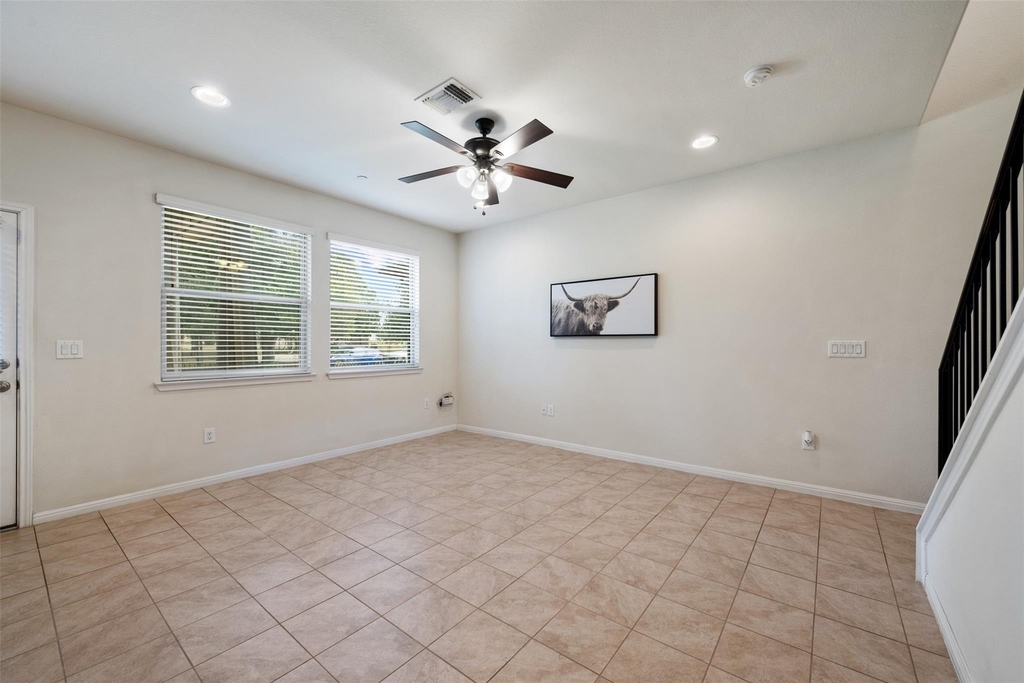 1001 Zodiac Ln - Photo 8