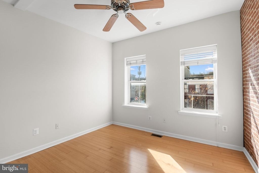118 W Randall Street - Photo 17