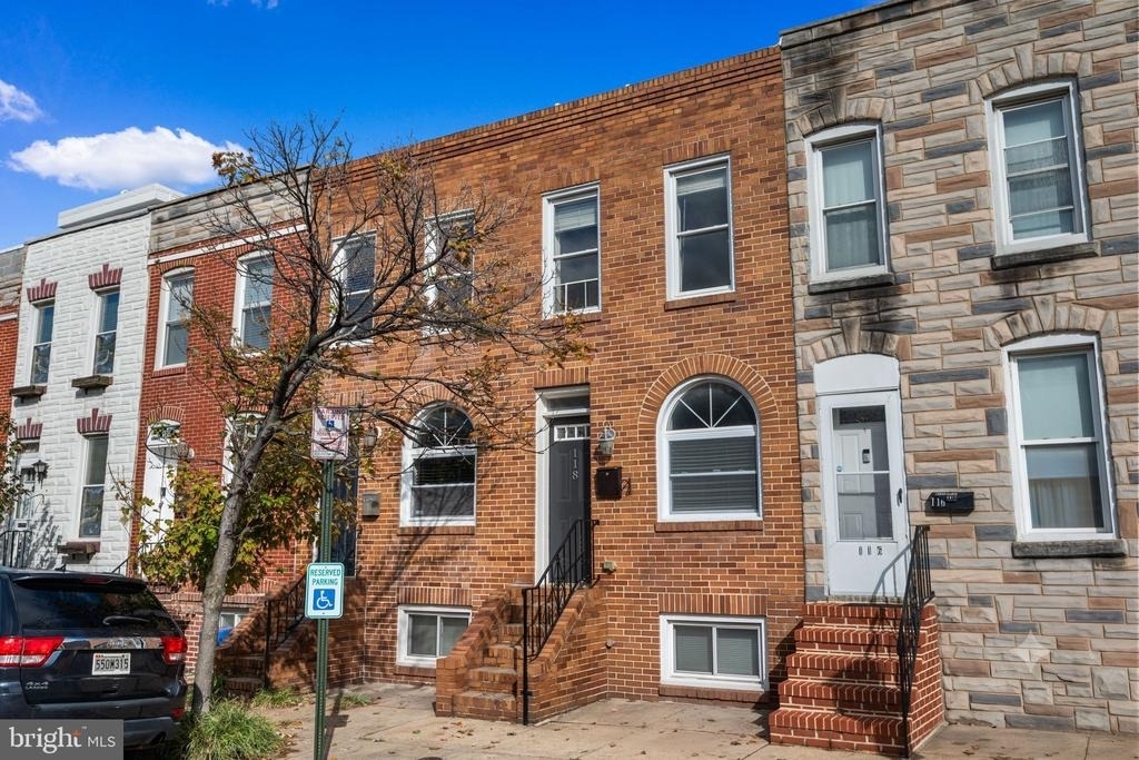 118 W Randall Street - Photo 1