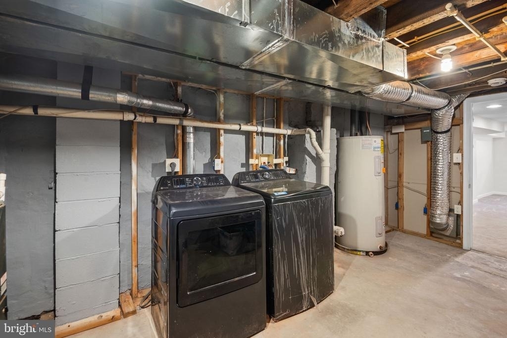 118 W Randall Street - Photo 32