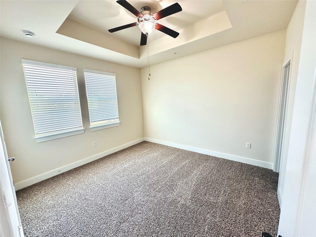 2216 Creekside Ln - Photo 17